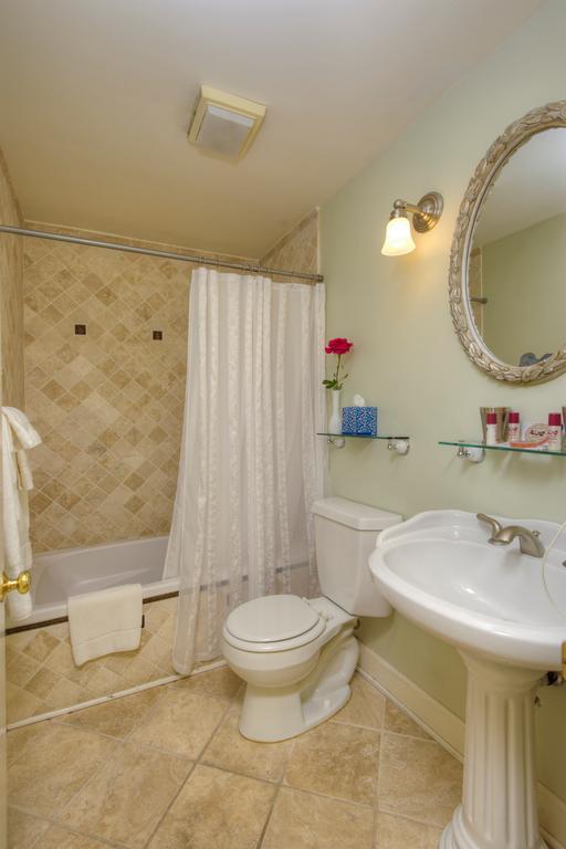 カリストガ The Pink Mansion Bed & Breakfast 部屋 写真