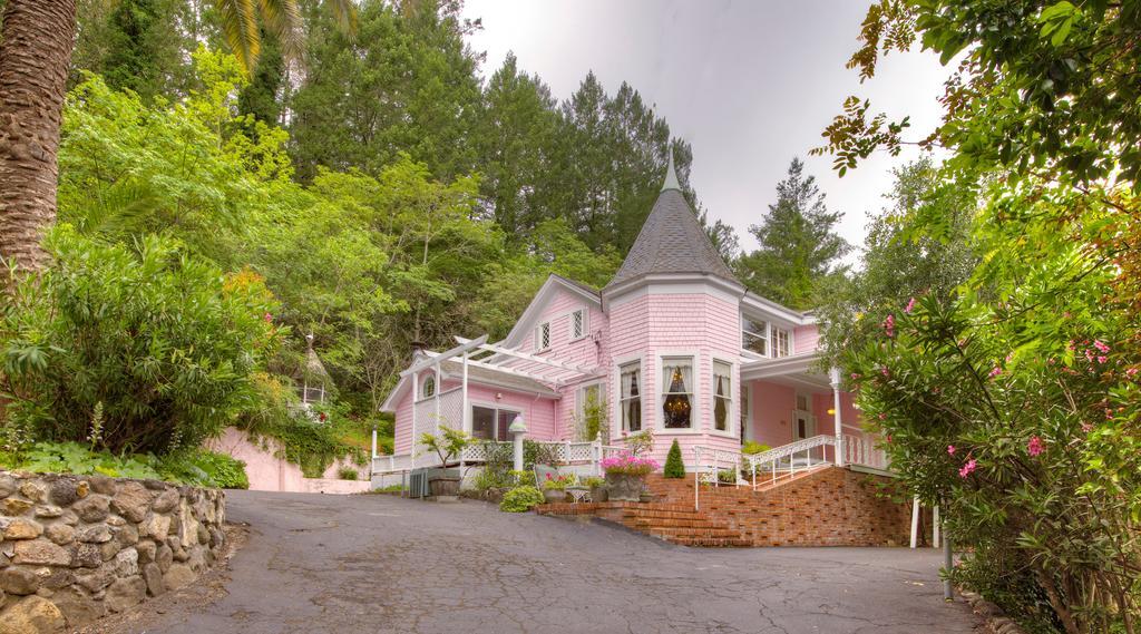 カリストガ The Pink Mansion Bed & Breakfast エクステリア 写真
